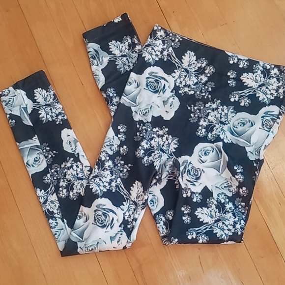 Leggings - Picture 1 of 7